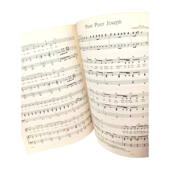 Joseph and the Amazing Technicolor Dreamcoat MUSIC BOOK Andrew Lloyd Webber VNTG - Picture 5 of 9